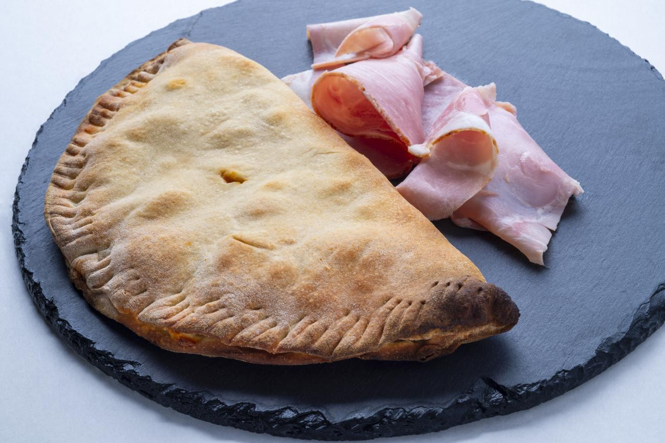 Calzone de Jamón Cocido